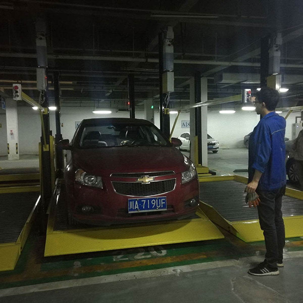 瀘州立體車庫租賃回收.jpg